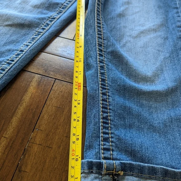 Earl Jeans women's cropped embellishment embroidered size 8 - Picture 4 of 10